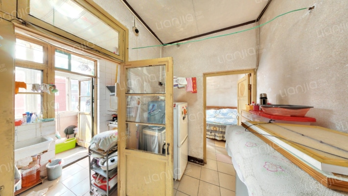 八里庄东里北巷二手房实景图