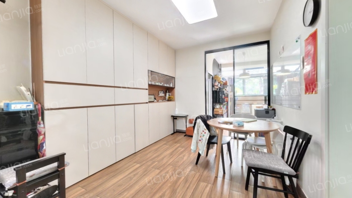 四道街9号二手房实景图