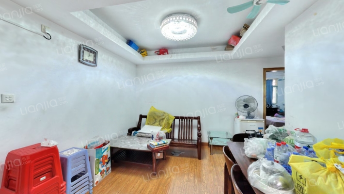 连辉社区二手房实景图