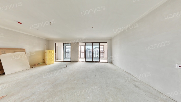 加州·香江公馆二手房实景图