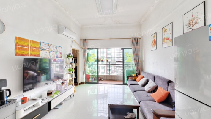 康诗丹郡花园二手房实景图