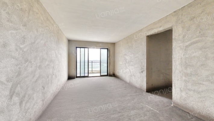 鸿润南韵花园二手房实景图