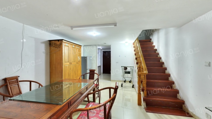 佰尚商务广场二手房实景图