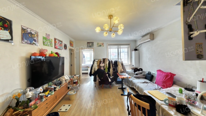 临泓路6号院二手房实景图