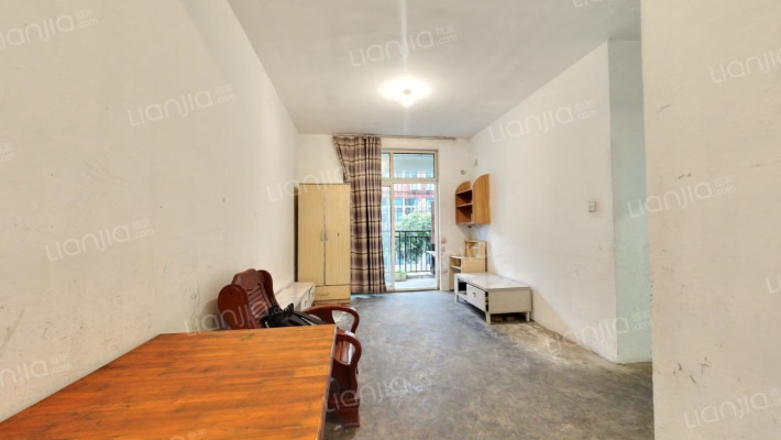 兴盛世家E区二手房实景图