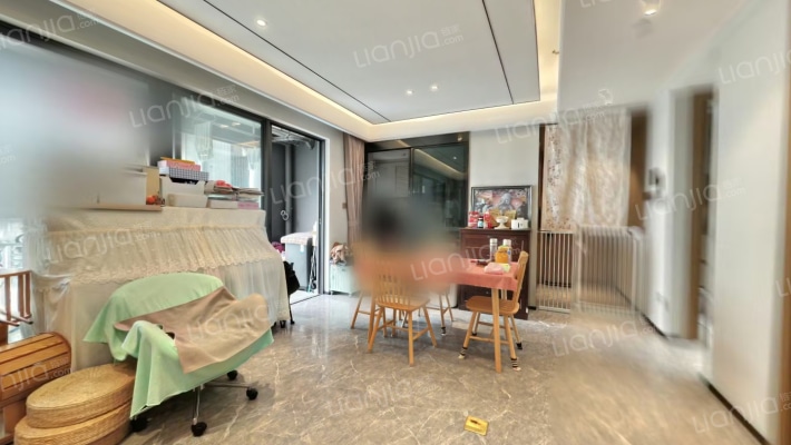 万科光年四季二手房实景图