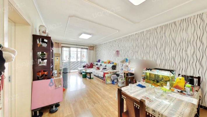 龙跃苑二区二手房实景图