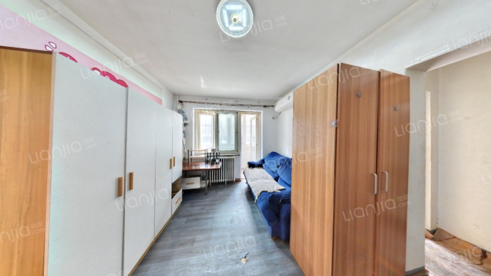 贵园南里丙区二手房实景图