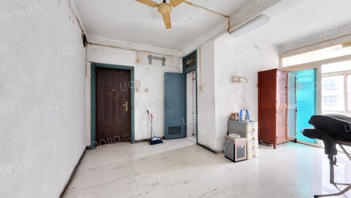 台板厂家属院二手房实景图