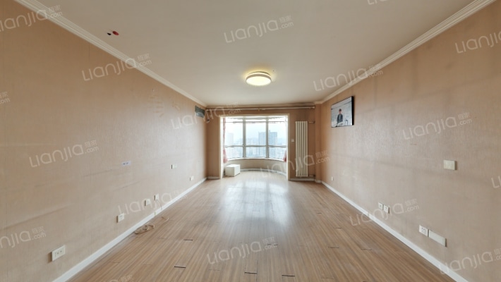 圣馨大地二手房实景图