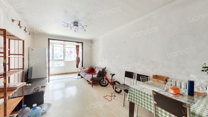 龙博苑三区二手房实景图