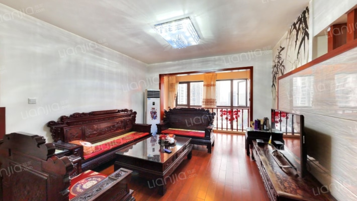 旭和倾城一期二手房实景图