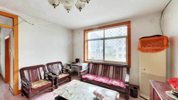 北银小区二手房实景图