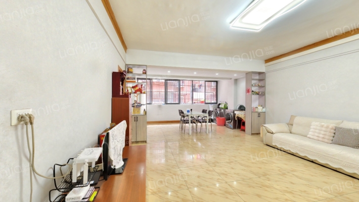 燕山社区二手房实景图