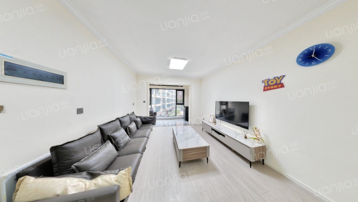 锦添公馆二手房实景图