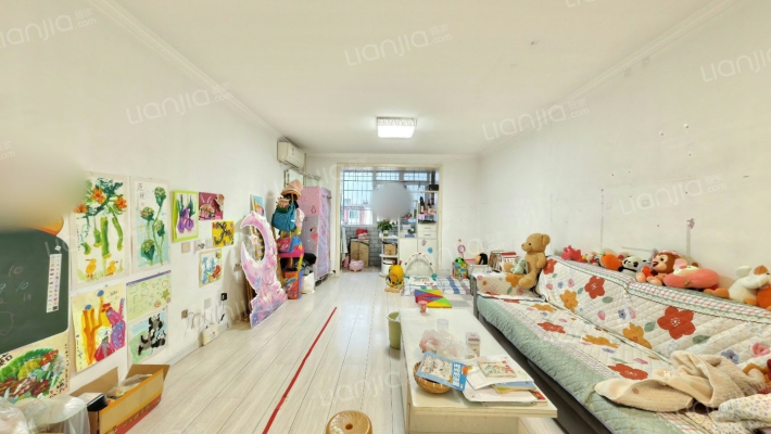 东方生活区二手房实景图