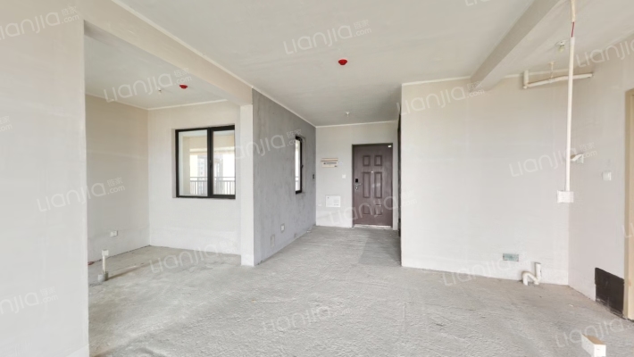 保利堂悦公馆二手房实景图