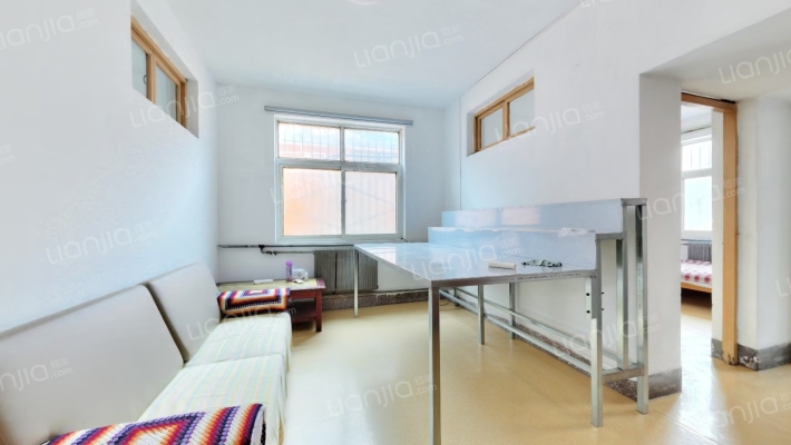 长清县农机局宿舍楼二手房实景图