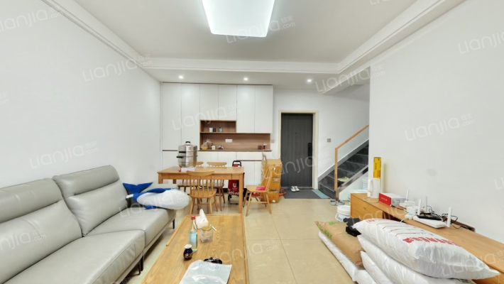 空中港湾二手房实景图