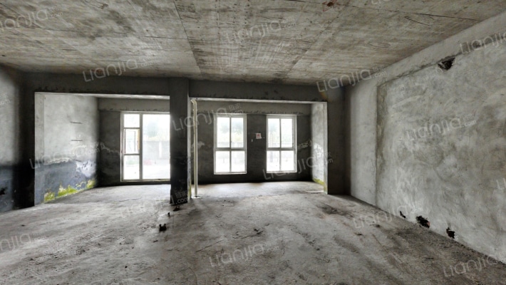 澜岸观邸二手房实景图