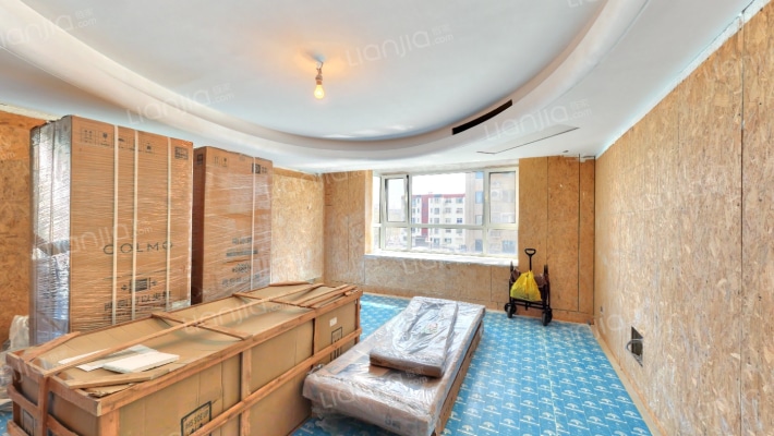 顺通紫辰苑二手房实景图