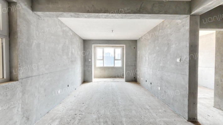 上雍华庭二手房实景图