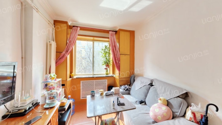 绍兴道268号二手房实景图