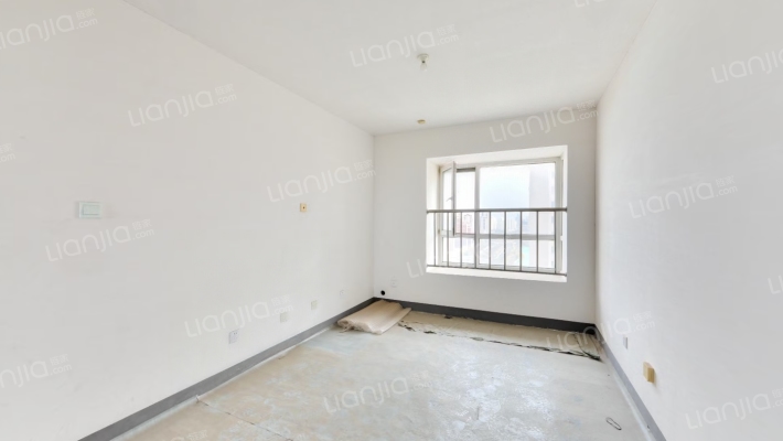 润辰新苑二手房实景图