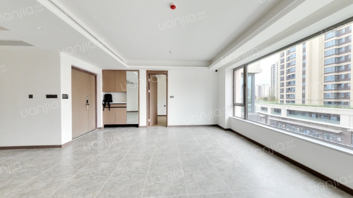 万科雁鸣湖二期二手房实景图