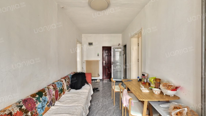 汽车站家属院二手房实景图