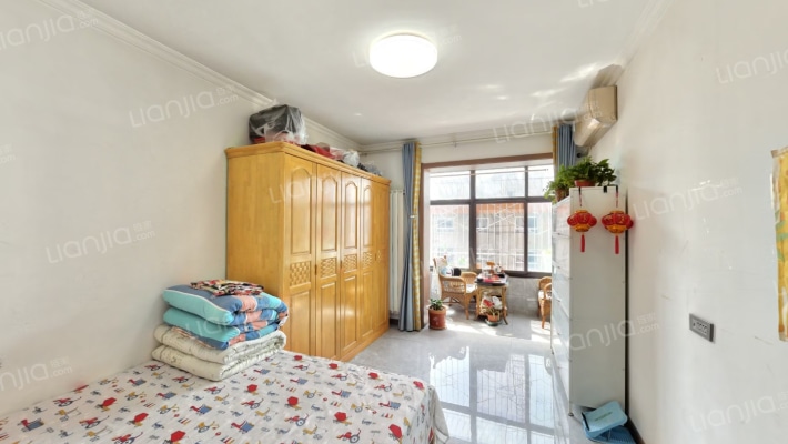 青年二巷4号院二手房实景图