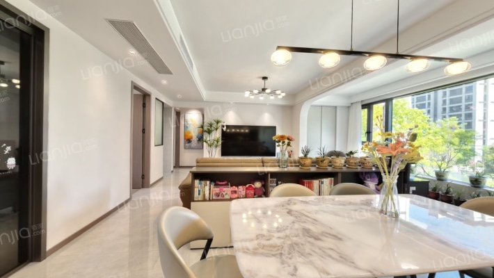 金辉凤栖云璟二期二手房实景图