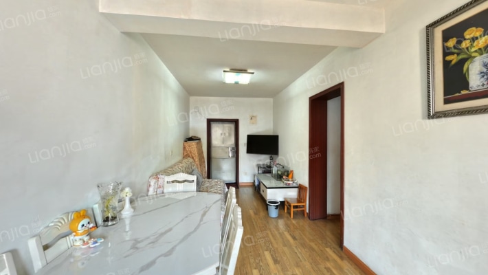 小关庙后街16号二手房实景图