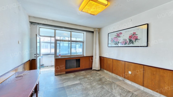 市有线广播电视台宿舍二手房实景图