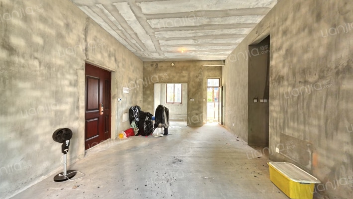 隆腾锦天府二手房实景图