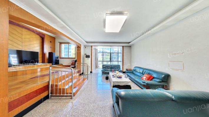 宝生街169号二手房实景图