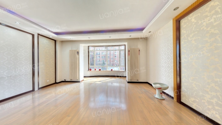 39中南山豪庭二手房实景图