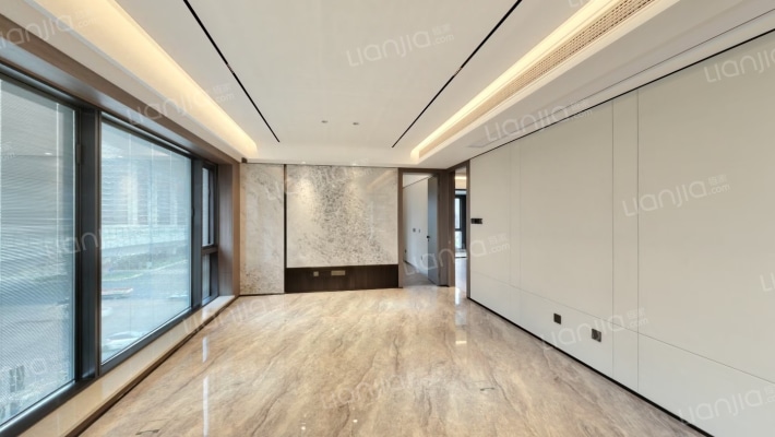 万科·璞拾江峯二手房实景图