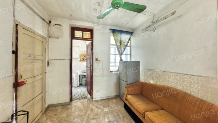 鹦鹉小道二手房实景图