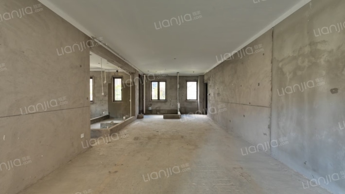 隆卓景江二手房实景图