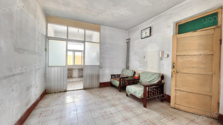 德润小区二手房实景图