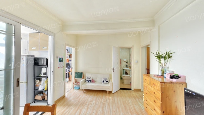 洒金桥135号二手房实景图