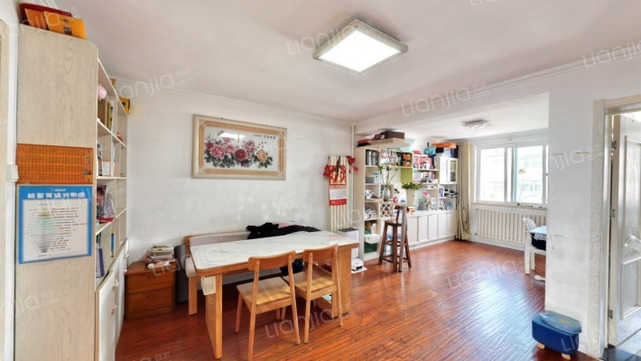 远洋船员学院二手房实景图