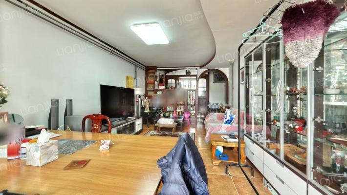 建飞花园二期二手房实景图