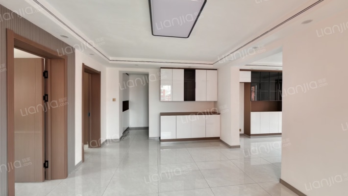 青松社区二手房实景图