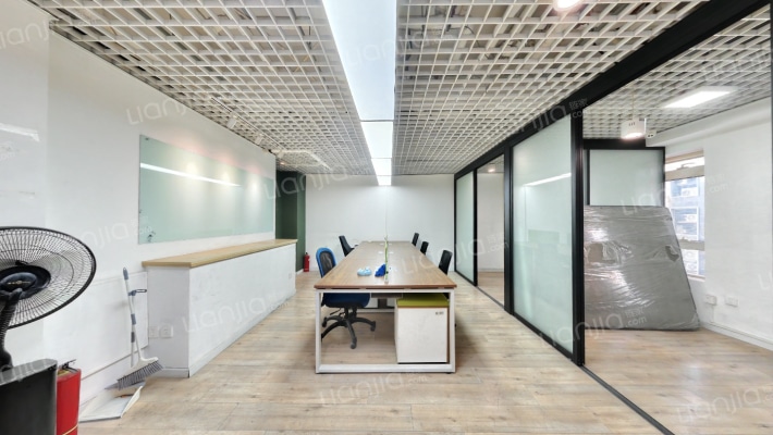 冠城名敦道A区二手房实景图