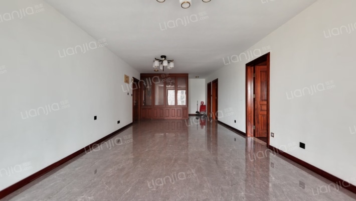 亚奥阳光二手房实景图