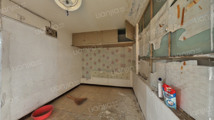 西四环南路50号二手房实景图