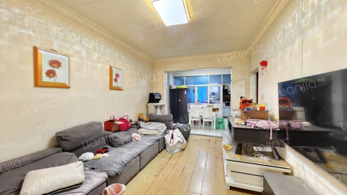 新加坡商业街二手房实景图