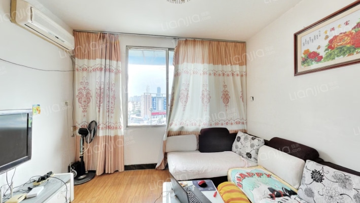 外南街一巷115号院二手房实景图